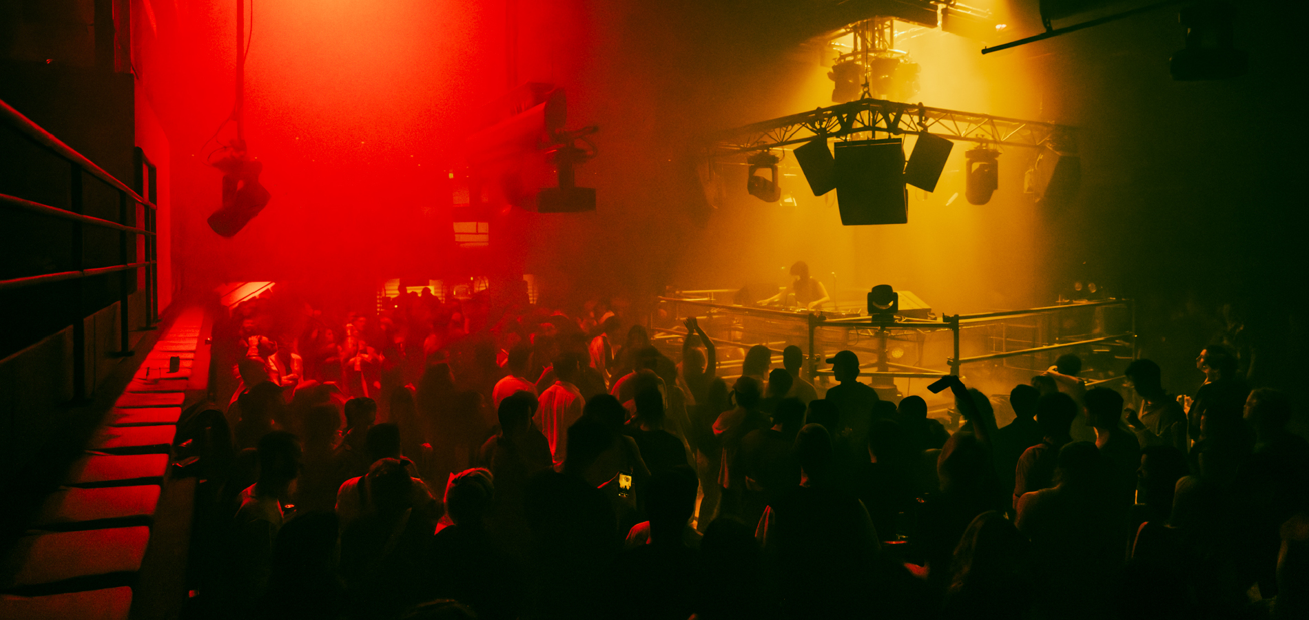 Studio Party dStreet  Vivid LIVE